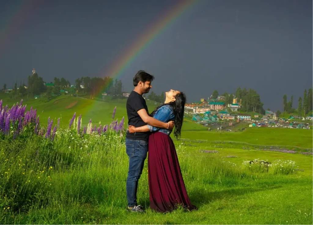 Blissful Escape_ Kashmir Couple’s Special Valley Voyagers 1